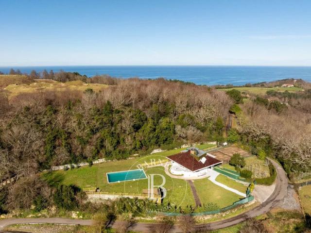 Exclusiva Villa / Chalet en venta Fuenterrabía, País Vasco