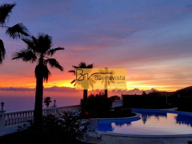 Exclusiva Villa / Chalet en venta Guía de Isora, Canarias