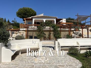 Exclusiva Villa / Chalet en venta Jávea, España