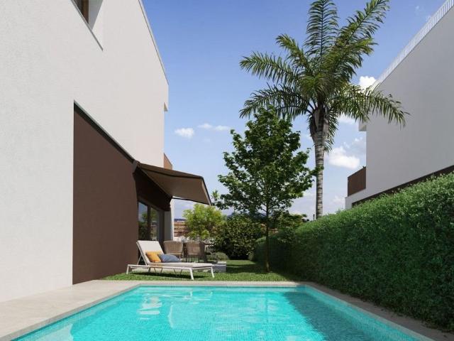 Exclusiva Villa / Chalet en venta La Marina, Comunidad Valenciana