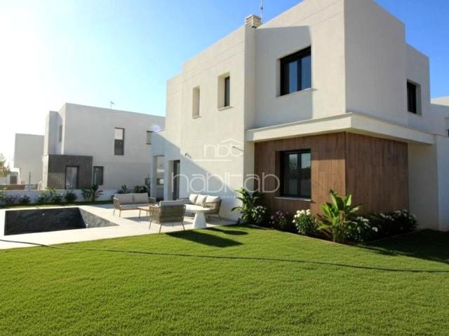 Exclusiva Villa / Chalet en venta Puebla de Vallbona, Comunidad Valenciana