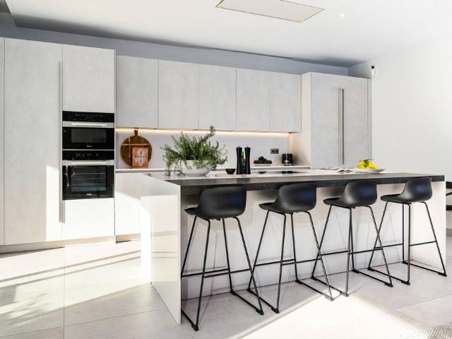 Exclusiva Villa / Chalet en venta Puerto Banús, España