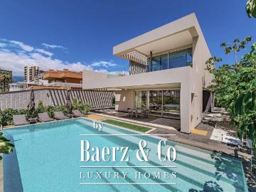 Exclusiva Villa / Chalet en venta Playa de las Américas, España
