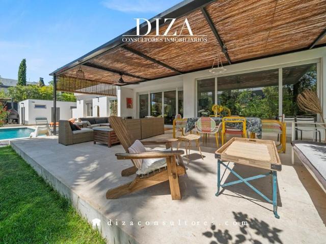 Villa / Chalet de lujo de 650 m2 en venta en Pozuelo de Alarcón, España