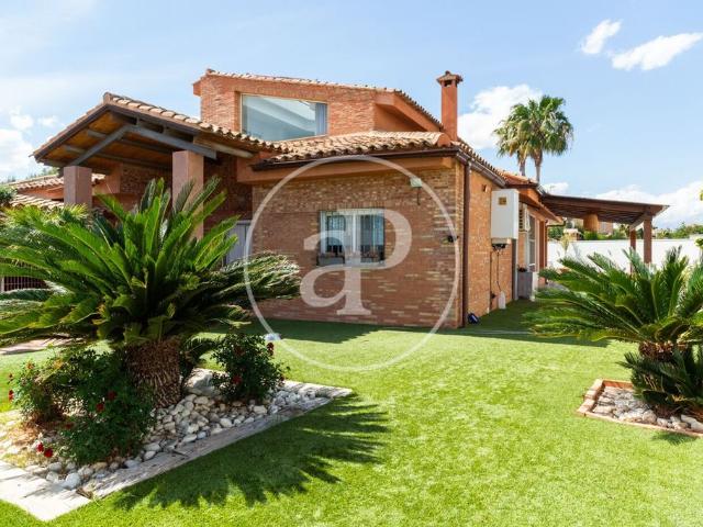 Exclusiva Villa / Chalet en venta Ribarroja, Comunidad Valenciana