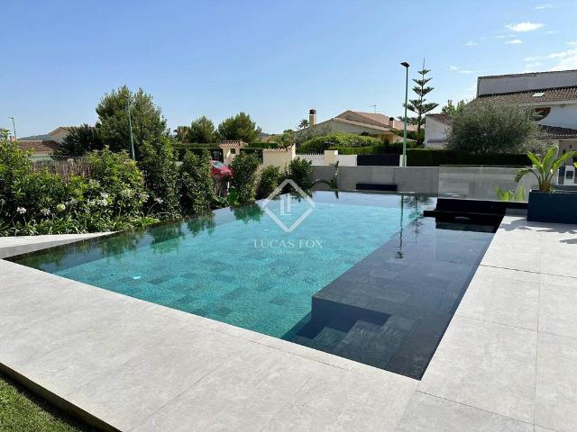 Exclusiva Villa / Chalet en venta Ribarroja, Comunidad Valenciana
