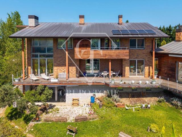 Exclusiva casa de 400 m2 en venta San Sebastián, España