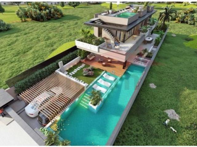 Exclusiva villa de obra nueva en El Higuerón, Fuengirola