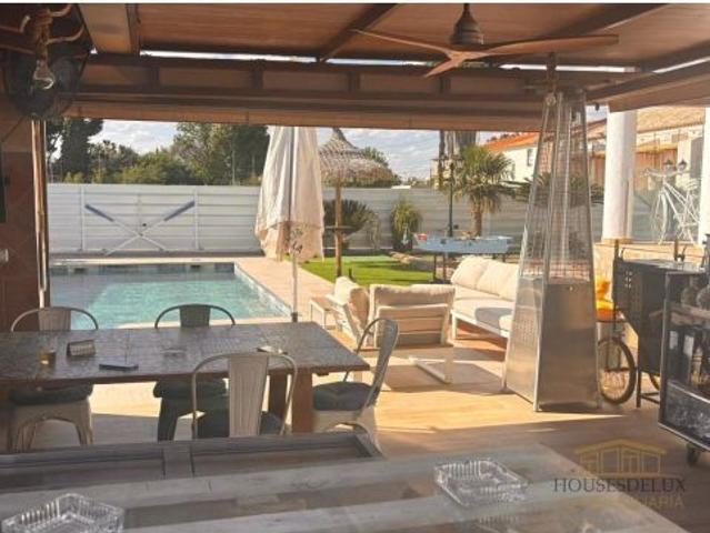 Exclusiva Villa de Lujo con Domótica y Piscina en Alcantarilla | Gran Parcela de 6.175 m2