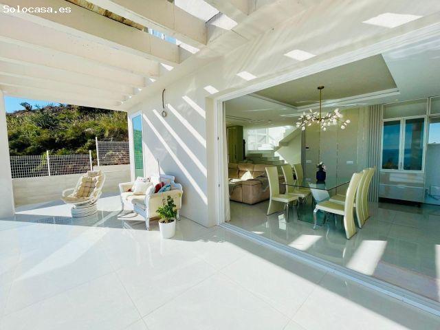 Exclusiva Villa de Lujo con Piscina Privada y Vistas Panorámicas en Benalmádena