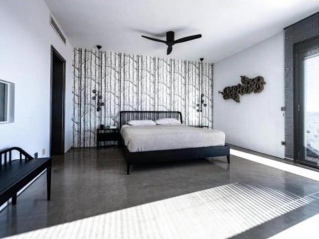 EXCLUSIVA VILLA DE LUJO CON VISTAS AL MAR EN GÉNOVA