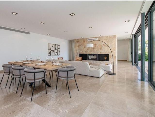 Exclusiva Villa de lujo con vistas panorámicas al mar