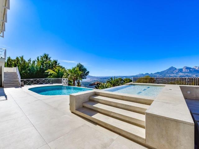 Exclusiva Villa de Lujo en la Sierra de Altea: Un Oasis de C. 920m² Altea la Vella