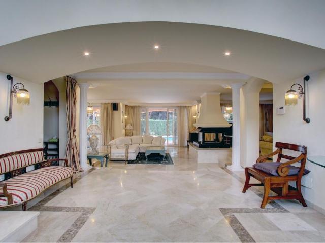Exclusiva Villa en alquiler Estepona, España