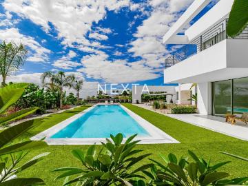 ¡Exclusiva villa en La Caleta! 600m² Adeje