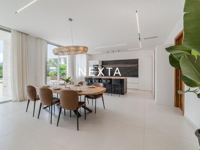 ¡Exclusiva villa en La Caleta! 600m² Adeje