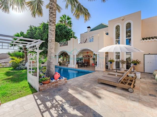 Exclusiva Villa en venta Adeje, España