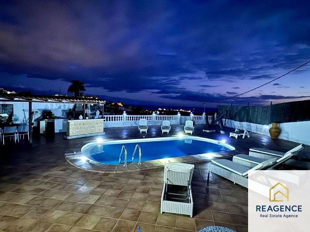 Exclusiva Villa en venta El Salobre, España