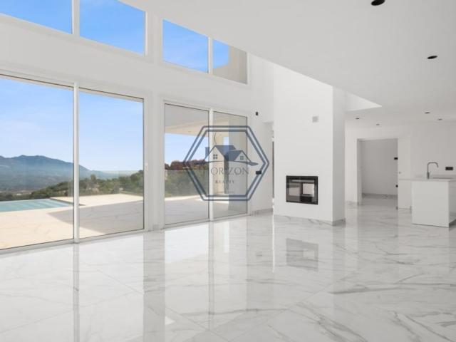 Exclusiva Villa en venta Ojén, España