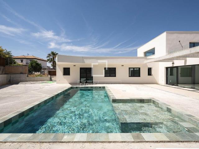 Exclusiva Villa en venta Otura, Andalucía