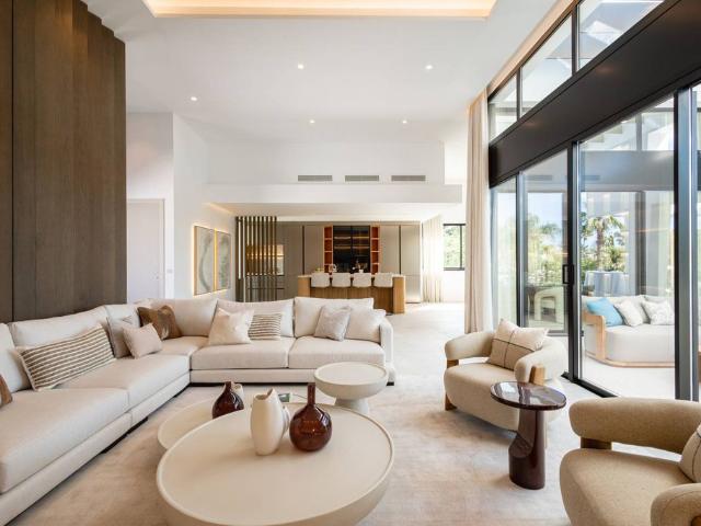 Exclusiva Villa en venta Nueva Andalucia, España