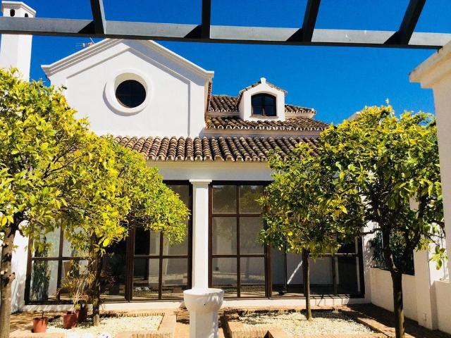 Exclusiva Villa en venta San Pedro de Alcántara, Andalucía