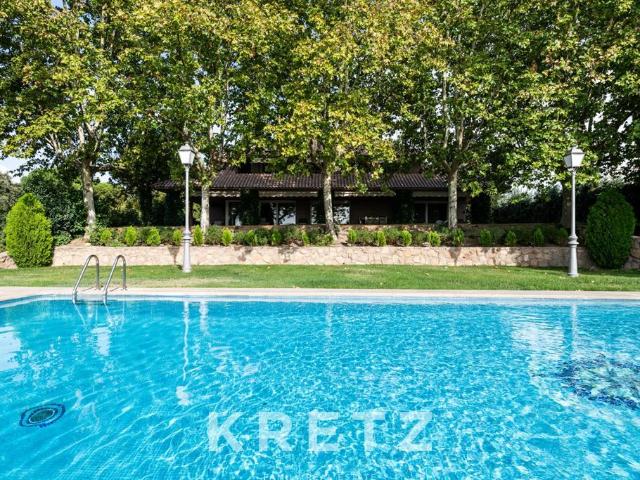Exclusiva Villa en venta Pozuelo de Alarcón, España