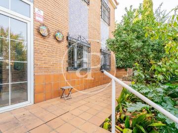 Villa en venta en Topacio - Jardín