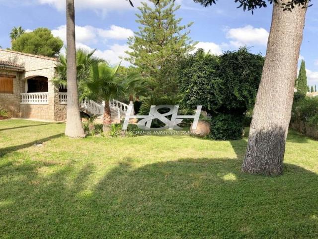 Exclusiva Villa / Chalet de 744 m2 en venta en Rocafort, España
