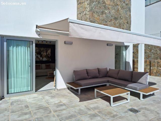 Exclusiva Villa Independiente con Piscina Privada en Tauro