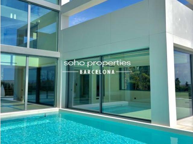 Exclusiva villa independiente en Pedralbes – lujo, privacidad y vistas inigualables sobre Barcelona