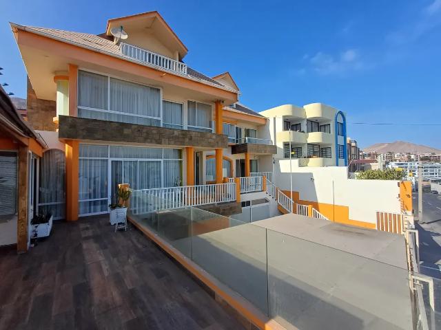 Exclusiva Y Amplia Casa Residencial Jardines Del Sur
