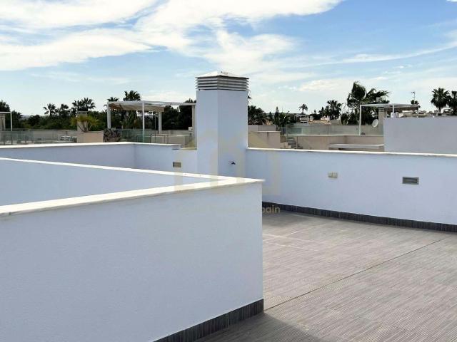 Exclusivas Villas de Obra Nueva en Ciudad Quesada – Diseño, Confort y Ubicación Privilegiada