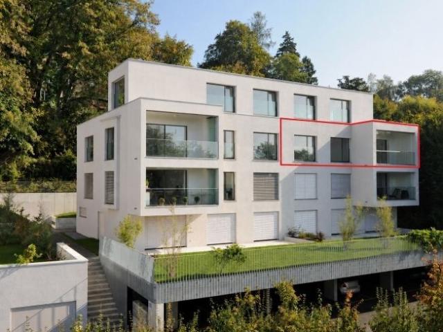 Exclusive 3.5 room apartment on the Zürichberg Quiet top location