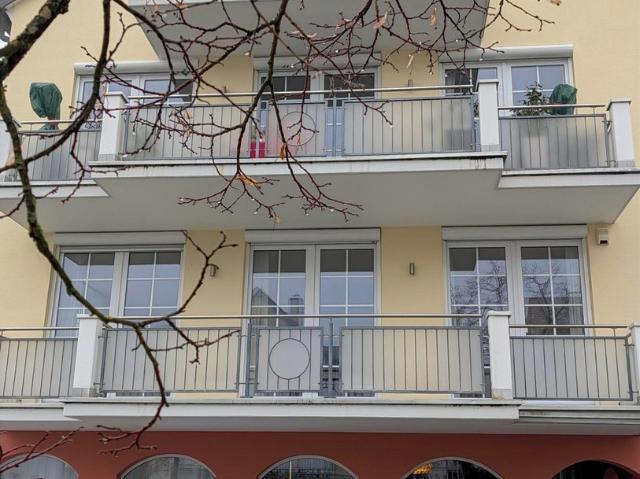 Exclusive 3 Zimmer Etagenwohnung in Bestlage Komfortabel, barrierefrei, Lift & ideal für Paare