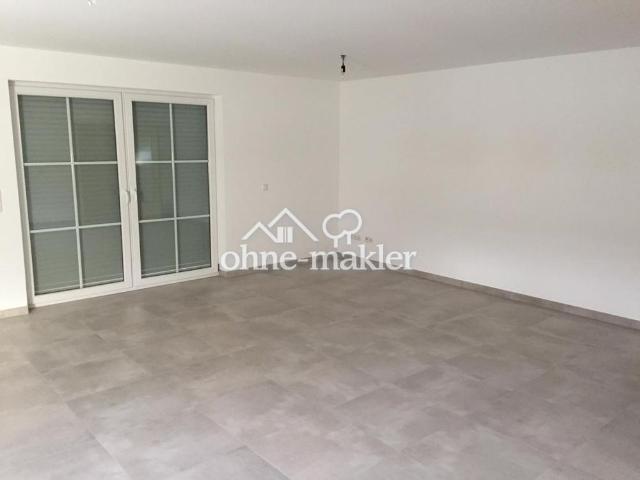 Exclusive 3 Zimmer Wohnung mit Einbauküche und Balkon