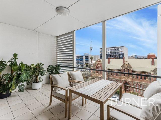 Exclusive 3 bedroom, 3 bathroom apartment just off Hutt Street in the fashionable East End