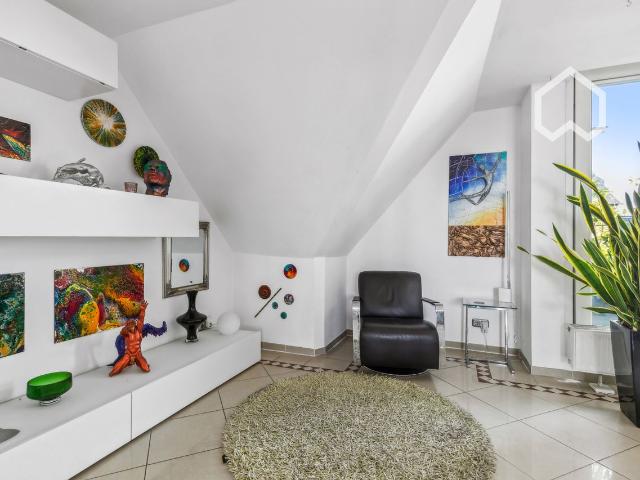 Exclusive 3 room maisonette apartment in Cologne Sülz with cathedral view, Koln Amsterdam Apartments for Rent
