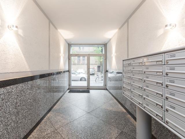 Exclusive 1 bedroom apartment – modern, bright and centrally located, Berlin Amsterdam Apartments for Rent