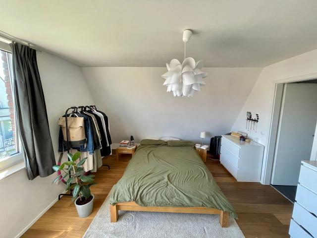 Exclusive 2.5 room apartments with a southwest facing balcony and underground parking in Cologne Braunsfeld, Koln Amsterdam Apartments for Rent