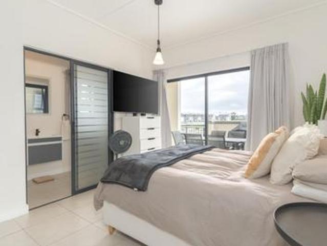 exclusive 2 bedroom, 2 bathroom luxu.