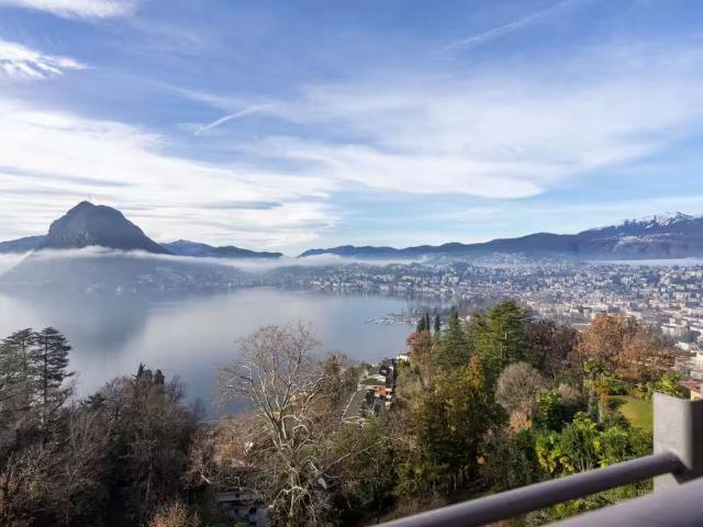 Exclusive 5.5 room apartment with panoramic view of Lake Lugano