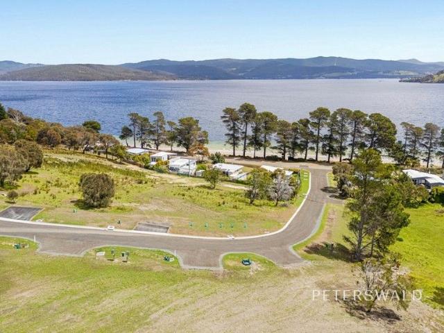 Exclusive coastal living on Bruny Island
