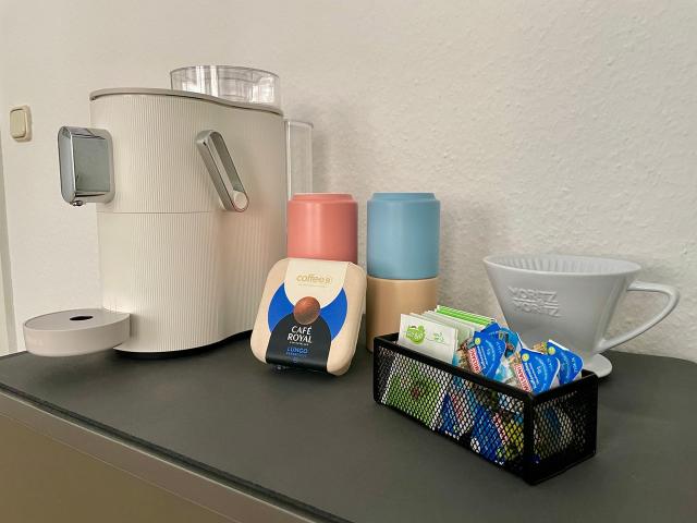 Exclusive Central Apartment King Bed, Coffeebar, Leipzig Amsterdam Apartments for Rent