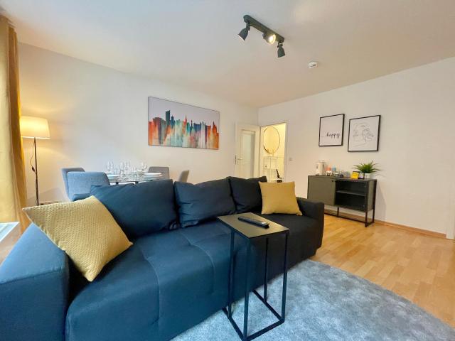 Exclusive Central Apartment King Bed, Coffeebar