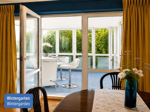 Exclusive City Forest Apartment in Cologne Lindenthal | Winter Garden | Guest WC | Parking | All Inclusive