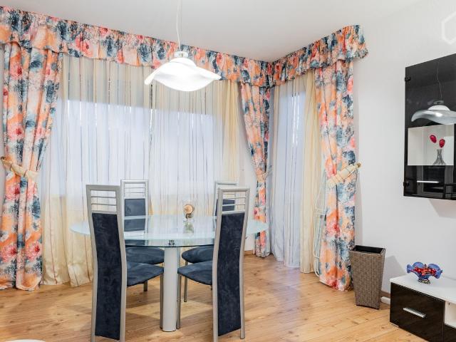Exclusive city living in Berlin Neukölln: Elegant 3 room flat with balcony and urban flair, Berlin Amsterdam Apartments for Rent