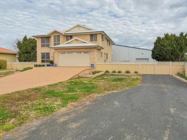 Exclusive Airport Living 27 Bowden Fletcher Drive, Narromine