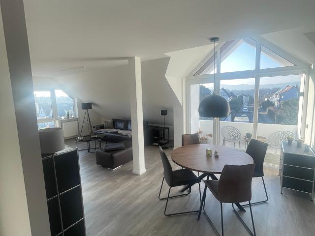 Exclusive Apartment: Newly Renovated at the Edge of the Woods in Königstein
