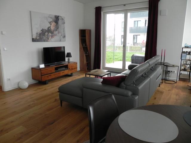 Exclusive Apartment in Beautiful Surroundings by the Waterside, Berlin Amsterdam Apartments for Rent